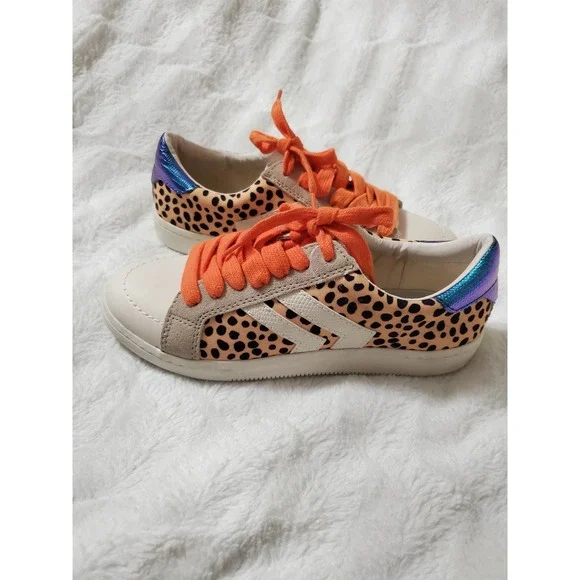 Iridescent leopard kicks - Picture 2 of 3